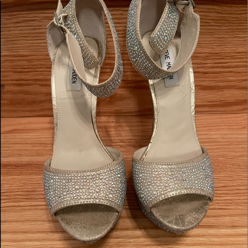 🌸 Steve Madden Pre Loved Carrie Beaded Heels w/ Ankle Strap Platforms Size 8.5